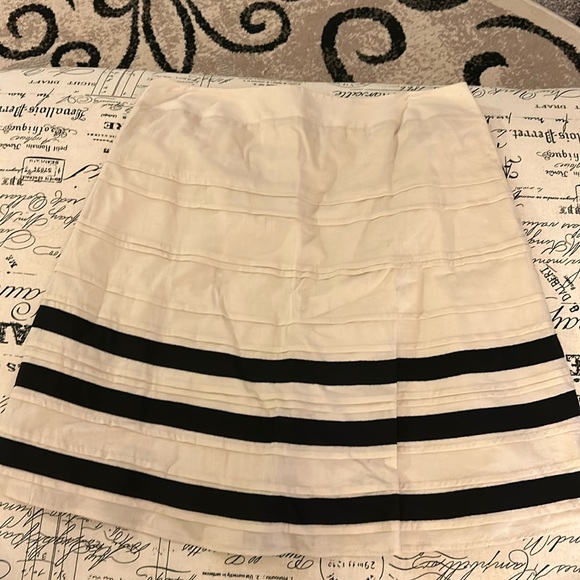 LOFT Dresses & Skirts - NWT Loft Striped Skirt